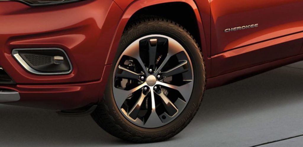 Jeep Grand Cherokee da Spazio Alba e Bra