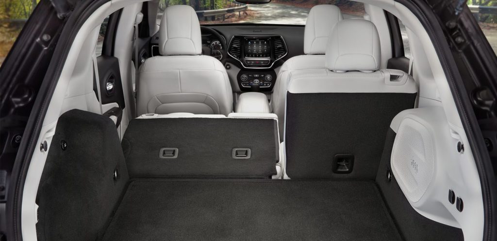 Jeep Grand Cherokee da Spazio Alba e Bra