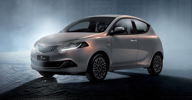 Lancia Ypsilon Alberta Ferretti ad Alba e Bra