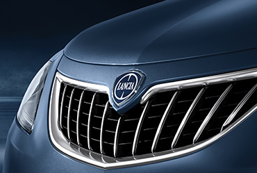 Nuova Lancia Ypsilon Hybrid frontale