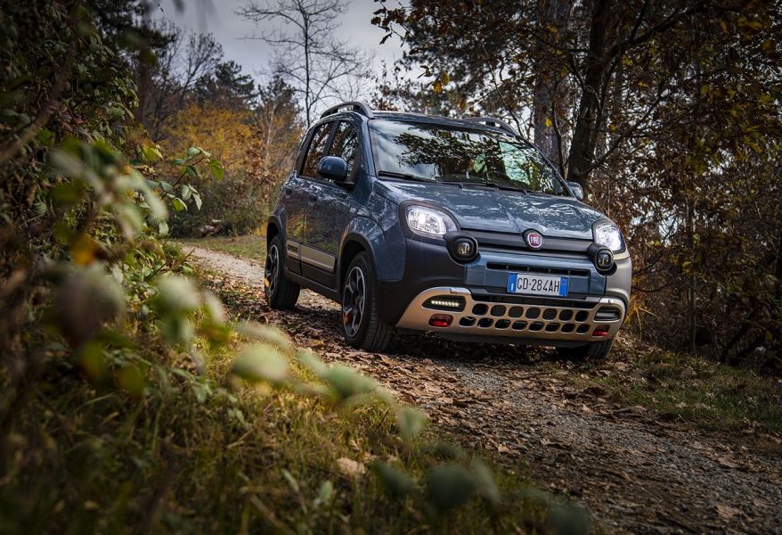 Fiat Panda Hybrid in promozione ad alba e bra