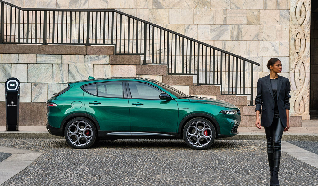 Alfa Romeo Tonale Plug-In Hybrid Q4 da Spazio Alba e Bra
